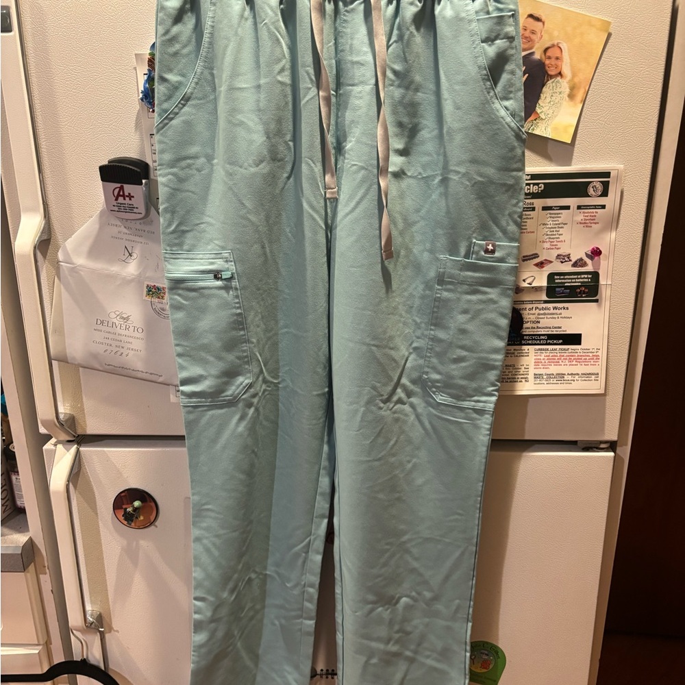 Figs Women's Cargo Scrub Pants in Light Teal